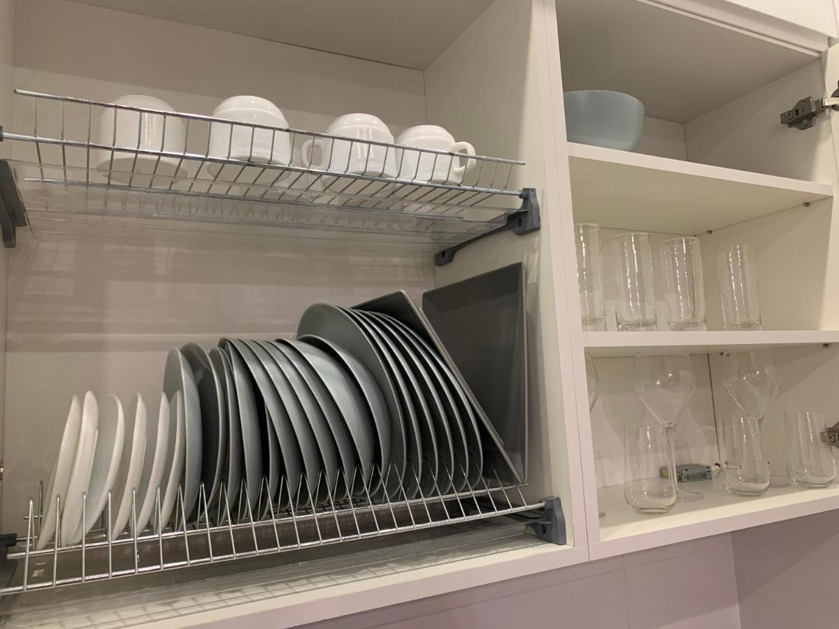 Comfortable Apartments French Quarter Акумулятори Світло Інтернет Завжди Kijev Kültér fotó