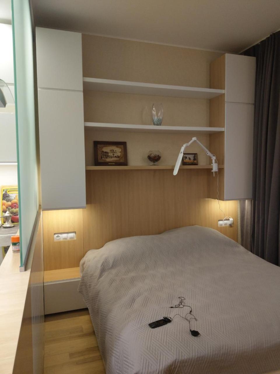 Comfortable Apartments French Quarter Акумулятори Світло Інтернет Завжди Kijev Kültér fotó